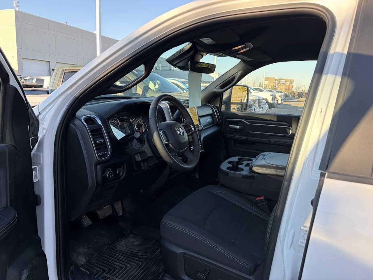 2026 Ram 3500 Big Horn 4x4 Crew Cab 8' Box White Sherwood Park - photo #6