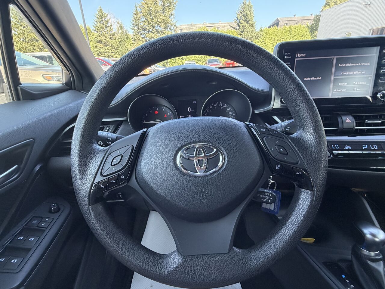 Photo 11 — Toyota C-HR 2019