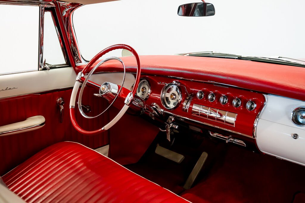 Chrysler New Yorker PRIX IN USD St.Regis | CAR IN MILES 1955 Rouge Montréal - photo #32