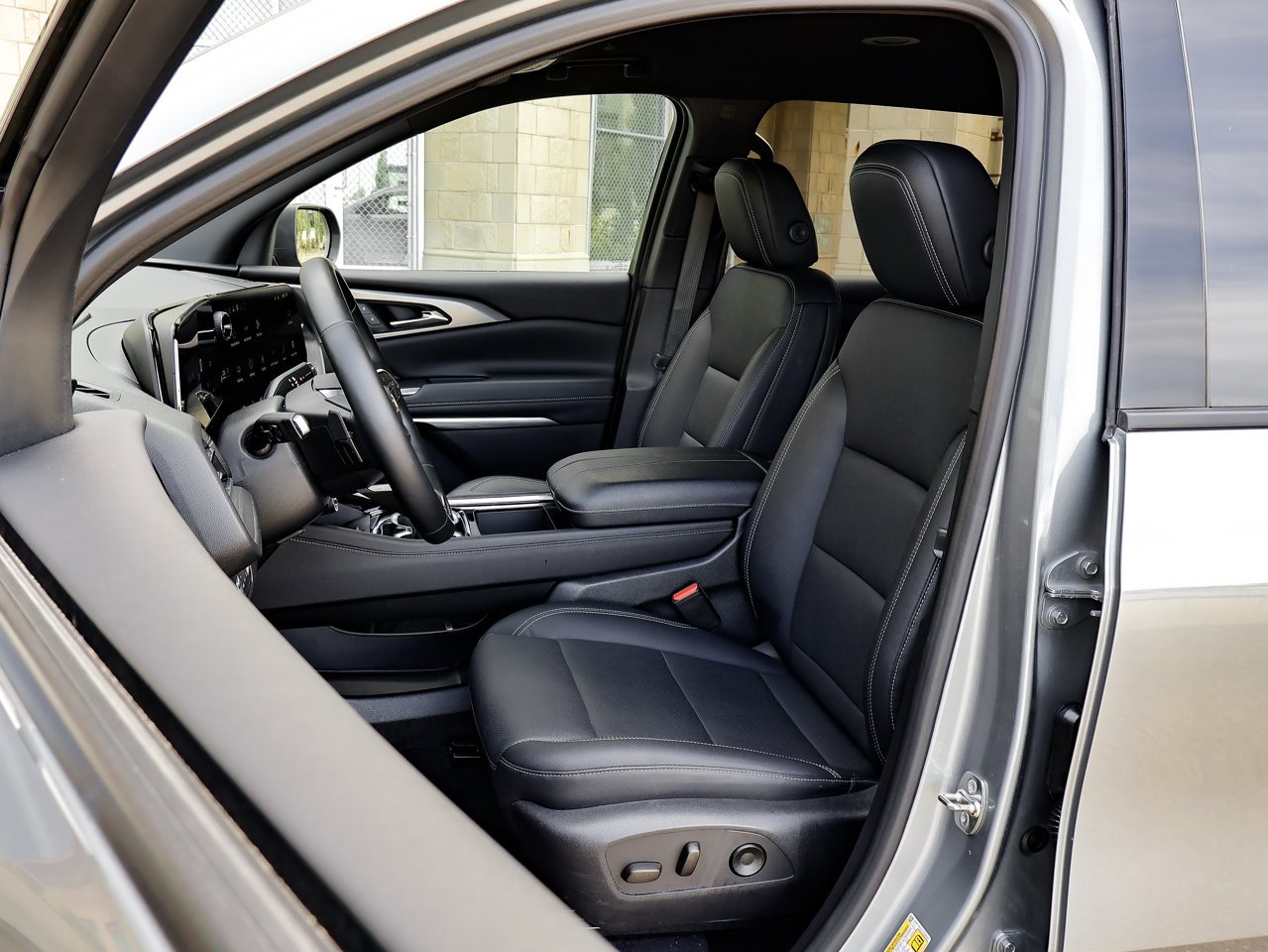 2026 Chevrolet Traverse AWD 4dr LT Grey Sherwood Park - photo #15