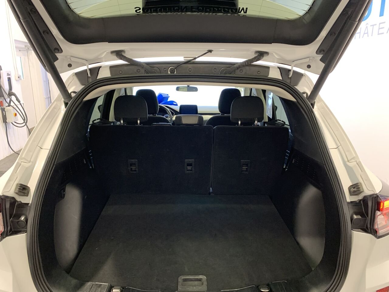 2021 Ford Escape ESCAPE SE AWD White Châteauguay - photo #8