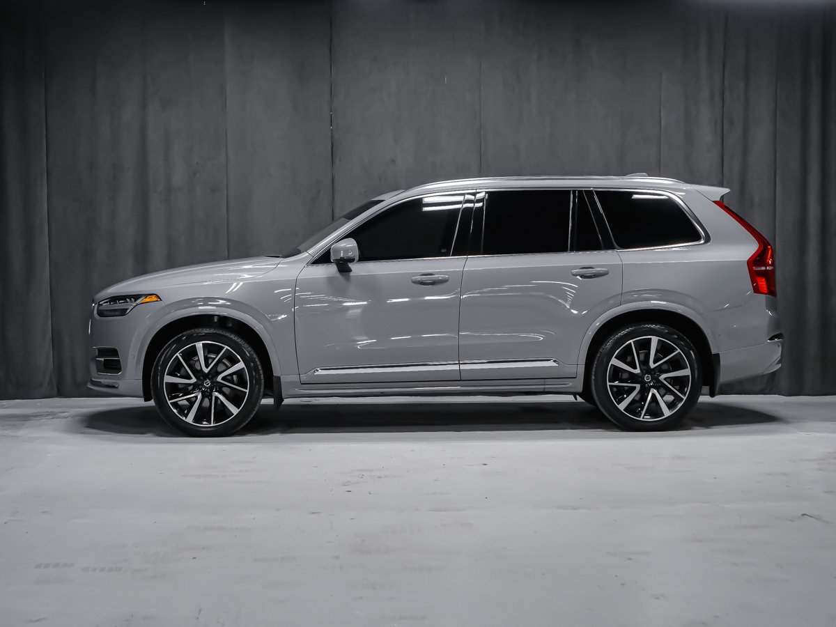 Volvo XC90 Plus Bright Theme 2024 Gris Montréal - photo #2