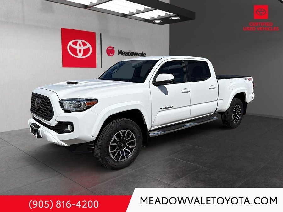 2022 Toyota Tacoma 4x4 Double Cab Auto White