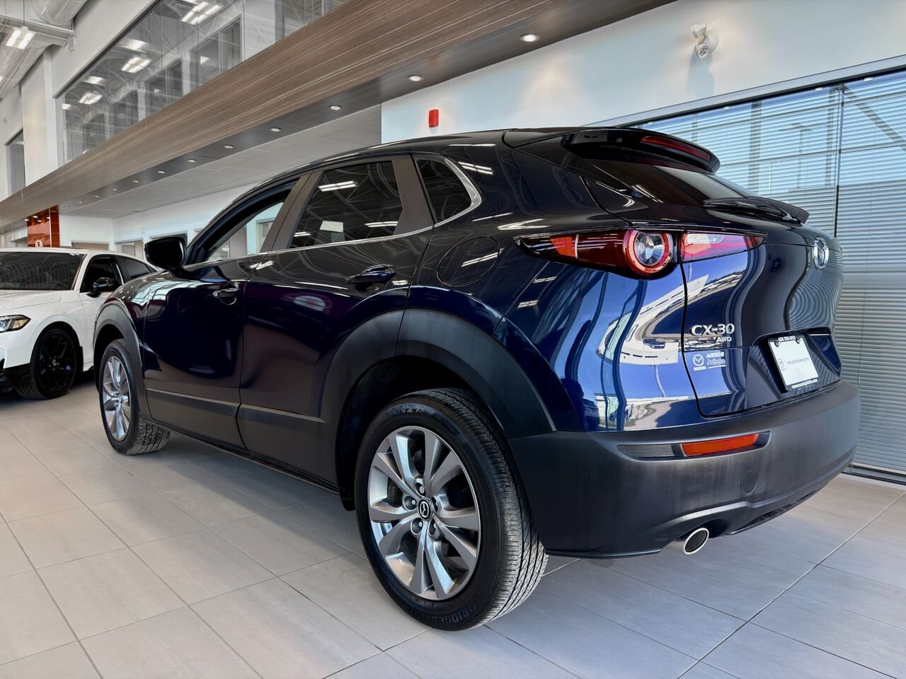 Mazda CX-30 GS-LUXE 2024 Bleu Notre-Dame-des-Prairies - photo #8