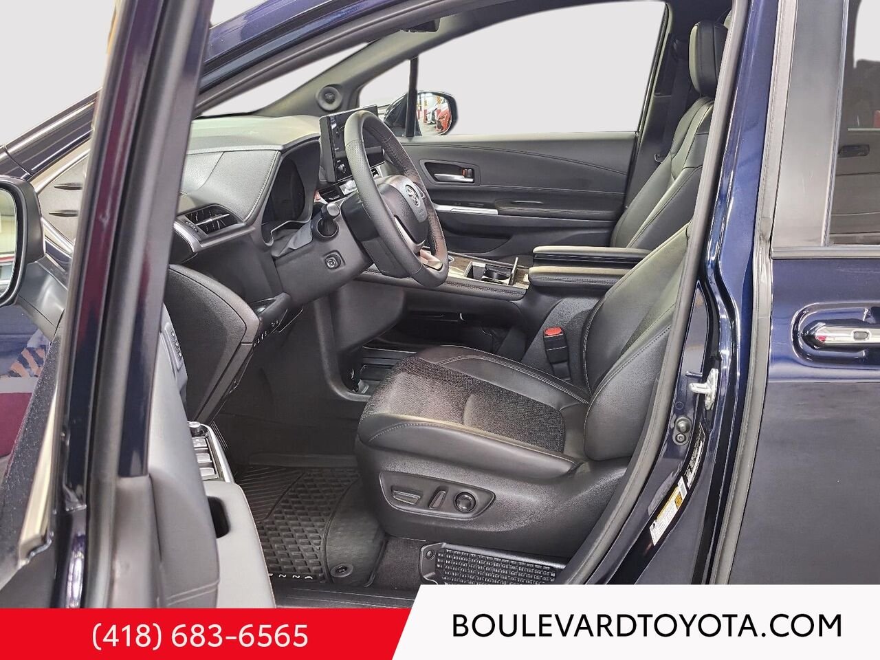 2025 Toyota Sienna 100498A-74 | LIMITED, 7 PLACES, AWD Blue Québec - photo #8
