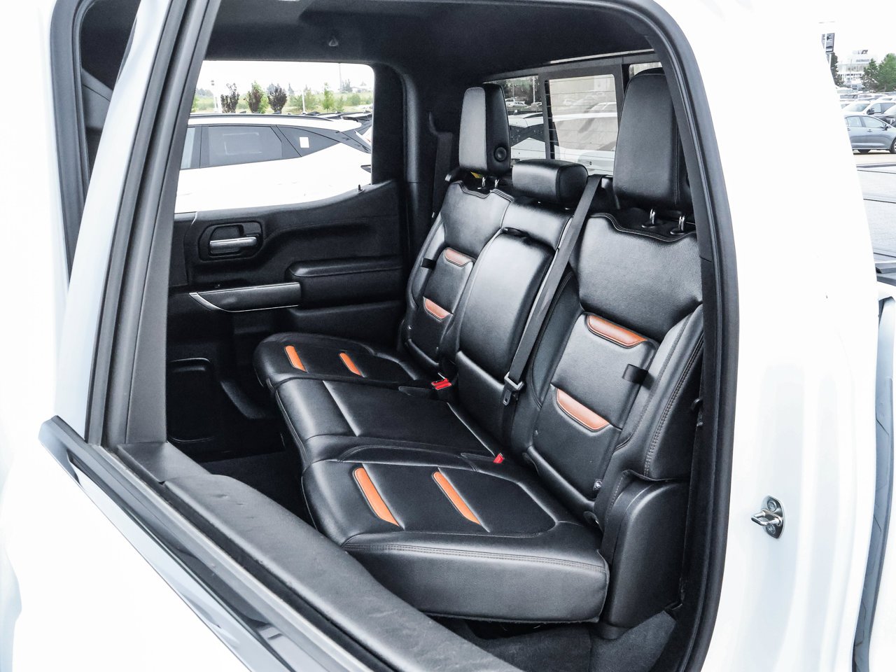 2019 GMC Sierra 1500 4WD Crew Cab 157 AT4 White Sherwood Park - photo #15