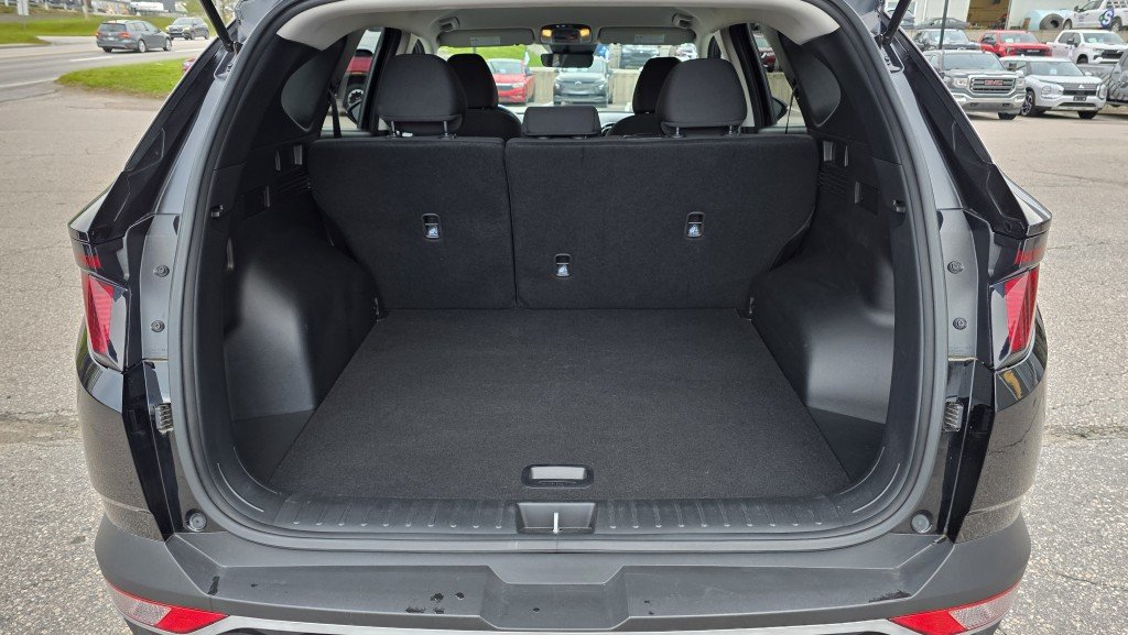 2023 Hyundai TUCSON Preferred FWD Black Mont-Laurier - photo #8