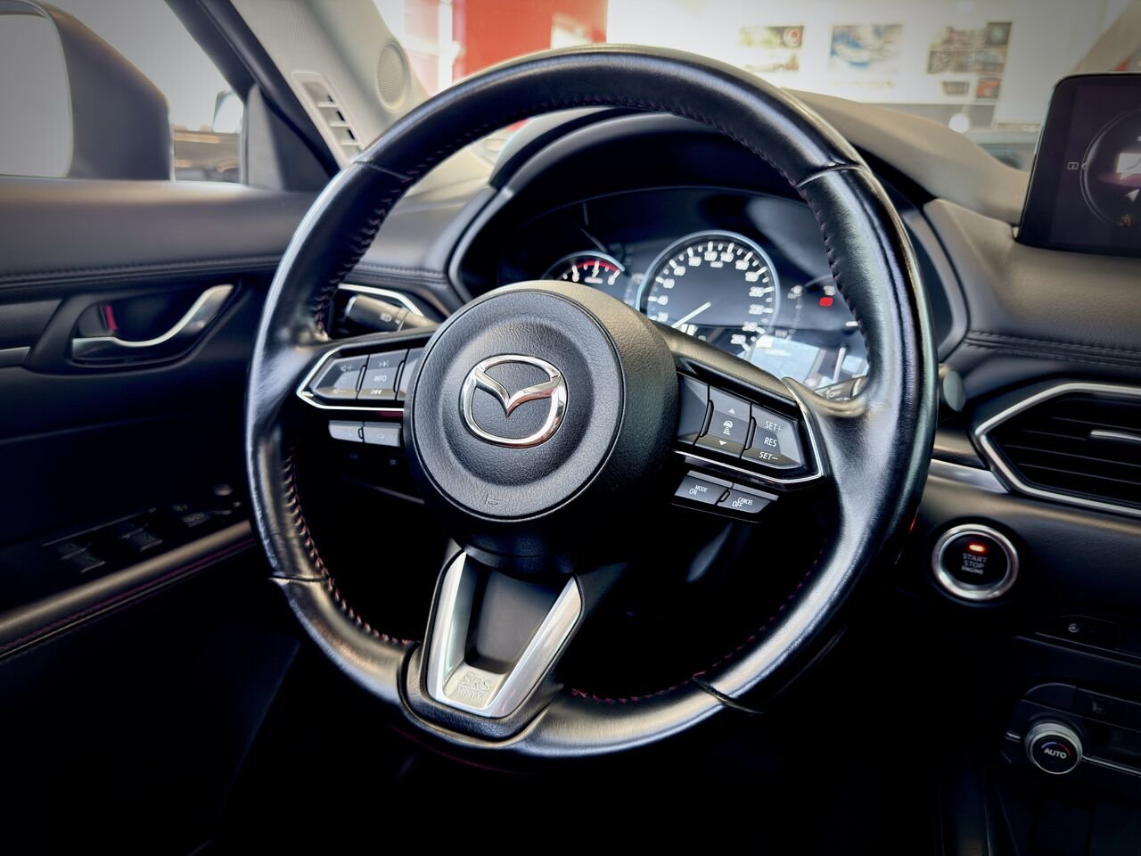Mazda CX-5 2023 Noir Notre-Dame-des-Prairies - photo #17