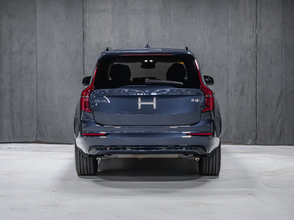2026 Volvo XC90 B6 ULTRA DARK AVANCÉ CLIMAT 7 PLACES CAMÉRA 360° Blue Montreal - photo #4
