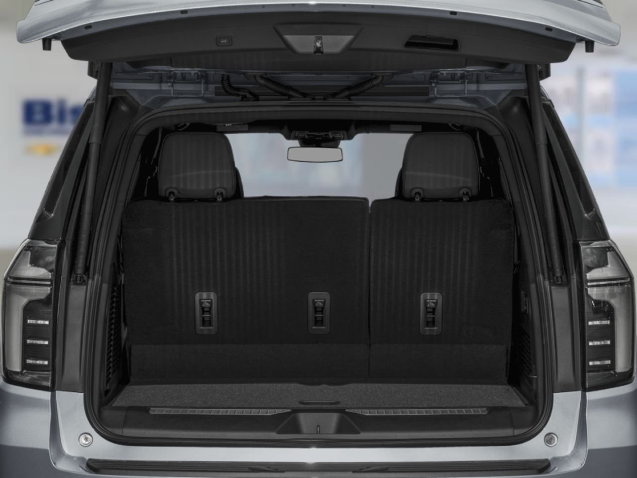 2027 Chevrolet Tahoe Z71 4 portes 4RM Radiant Red Tintcoat Thetford Mines - photo #8