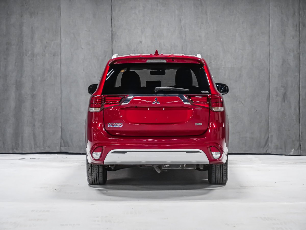 Mitsubishi Outlander PHEV 2021 Rouge Montréal - photo #4