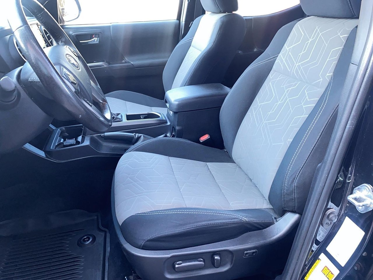 2020 Toyota Tacoma trd Black Baie-Comeau - photo #10