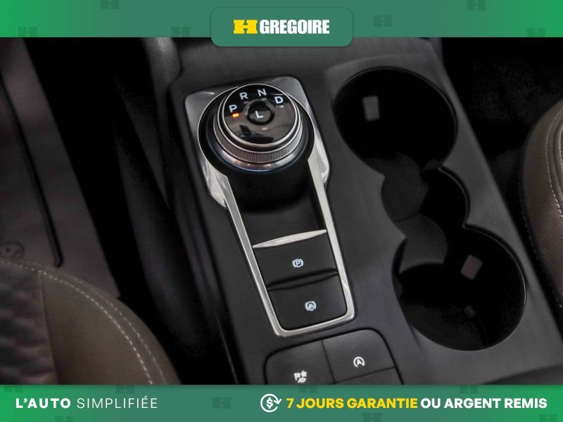 2020 Ford Escape Black Saint-Eustache - photo #16