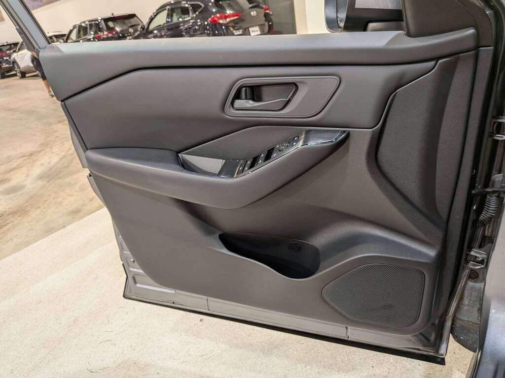 Nissan Rogue AWD S 2024 Gris Val-David - photo #32