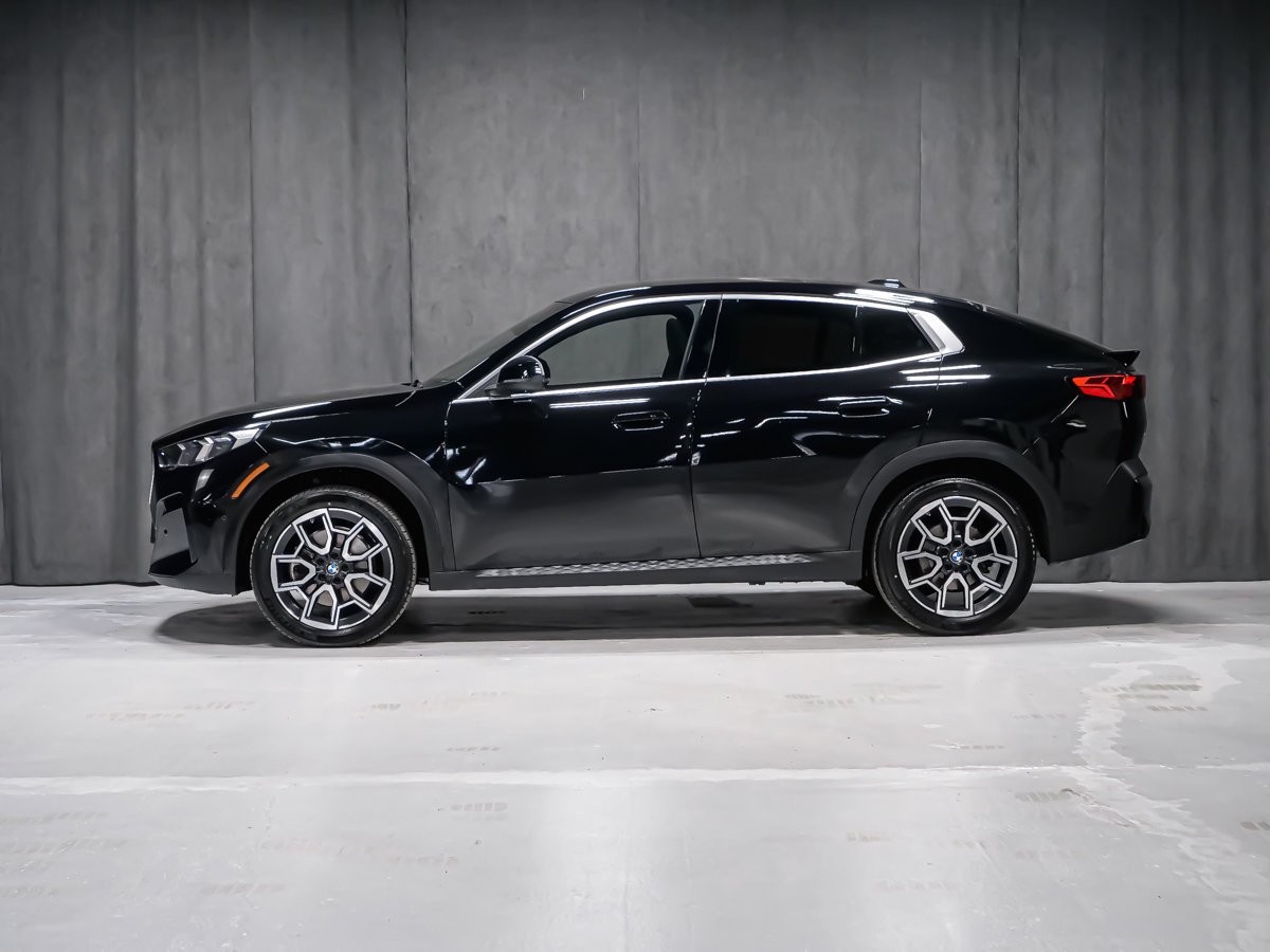 BMW X2 xDrive28i 2025 Noir Montréal - photo #2