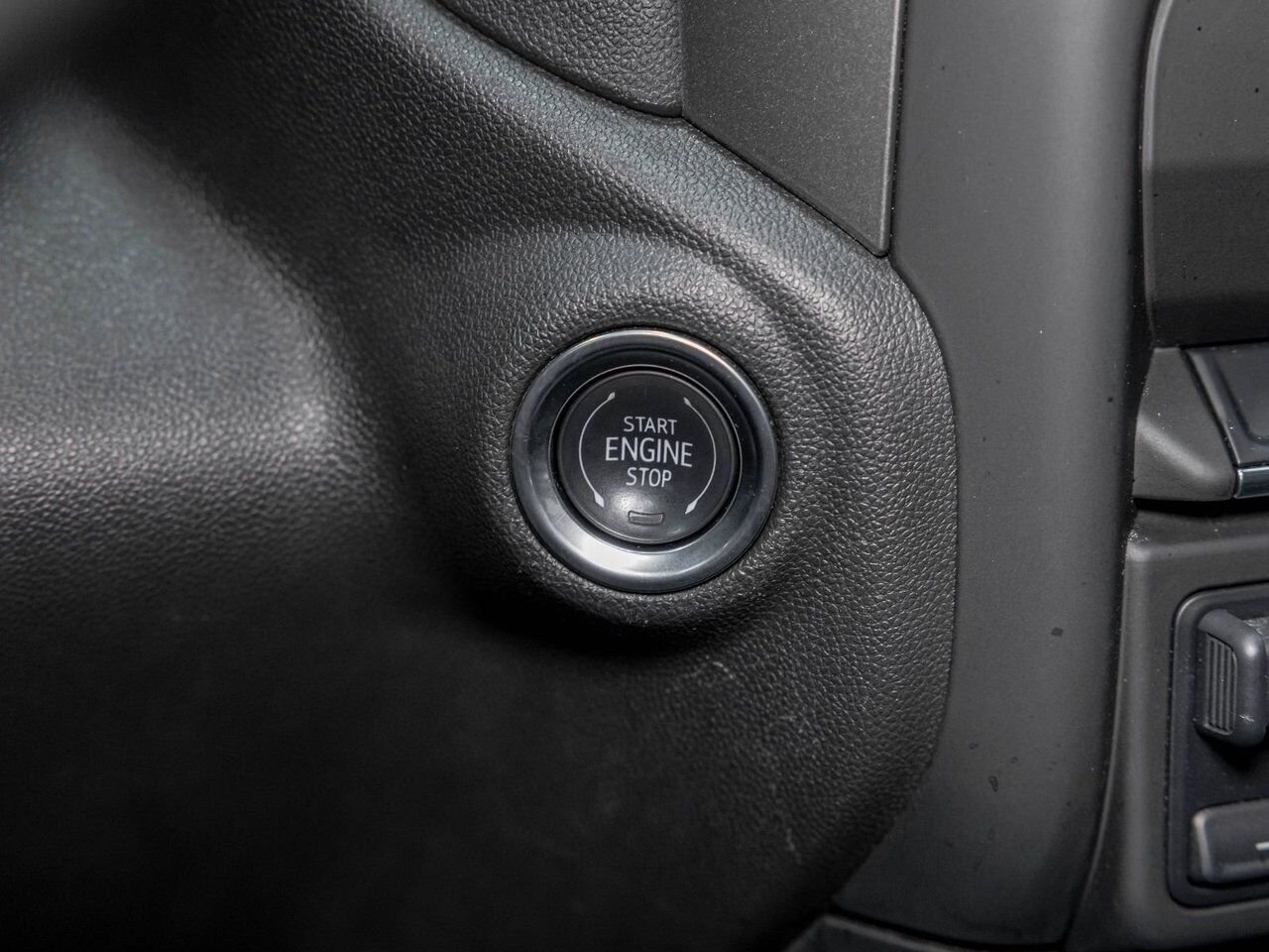 Chevrolet Silverado 1500 CUSTOM TRAIL BOSS CREW 4X4 *CARPLAY* BEDLINER WIFI 2024 Noir Saint-Jérôme - photo #23