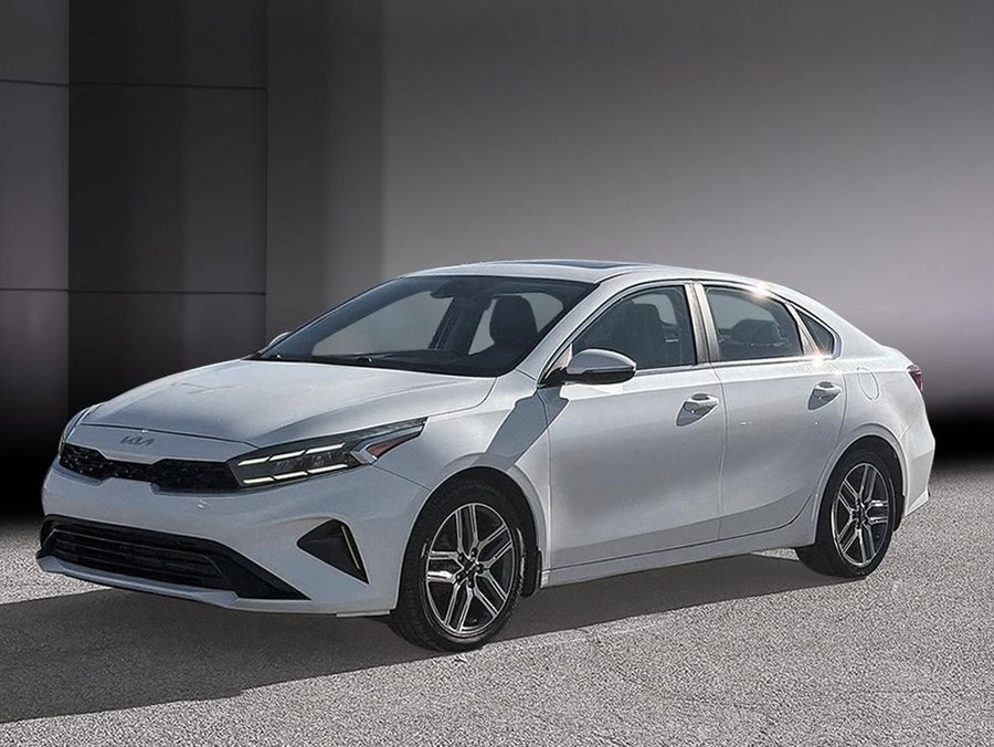 2022 Kia Forte EX | volant chauffant | mags White