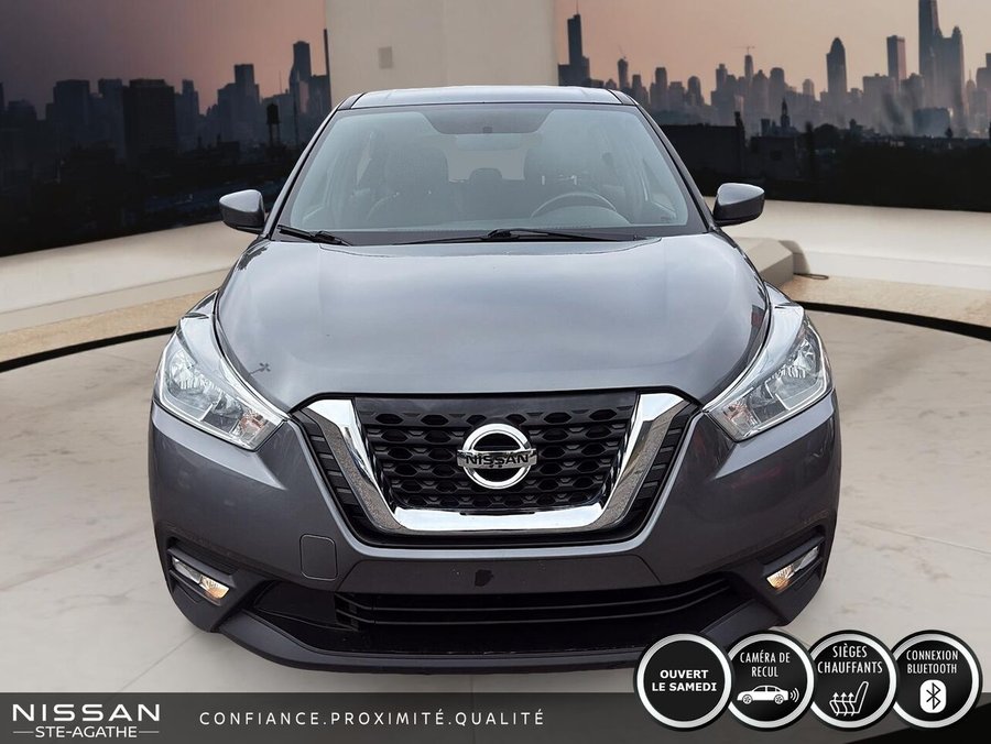 Nissan Kicks SV TA | 75 640 KM | CAMÉRA DE RECUL | CLIMATISATION AUTOMATIQUE | ACCÈS SANS CLÉ 2019 Gris
