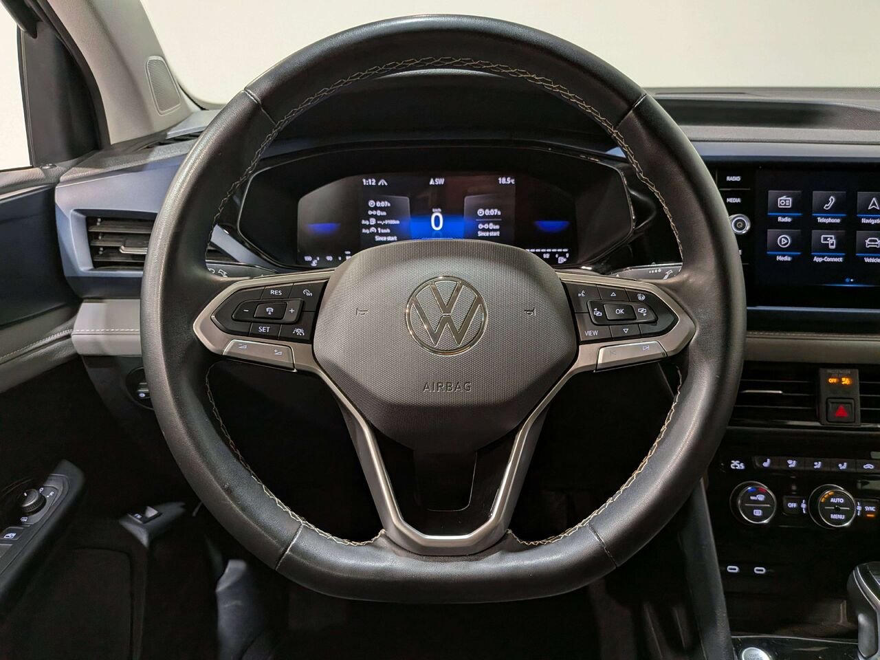 2024 Volkswagen Taos Comfortline 4MOTION Black Mirabel - photo #12