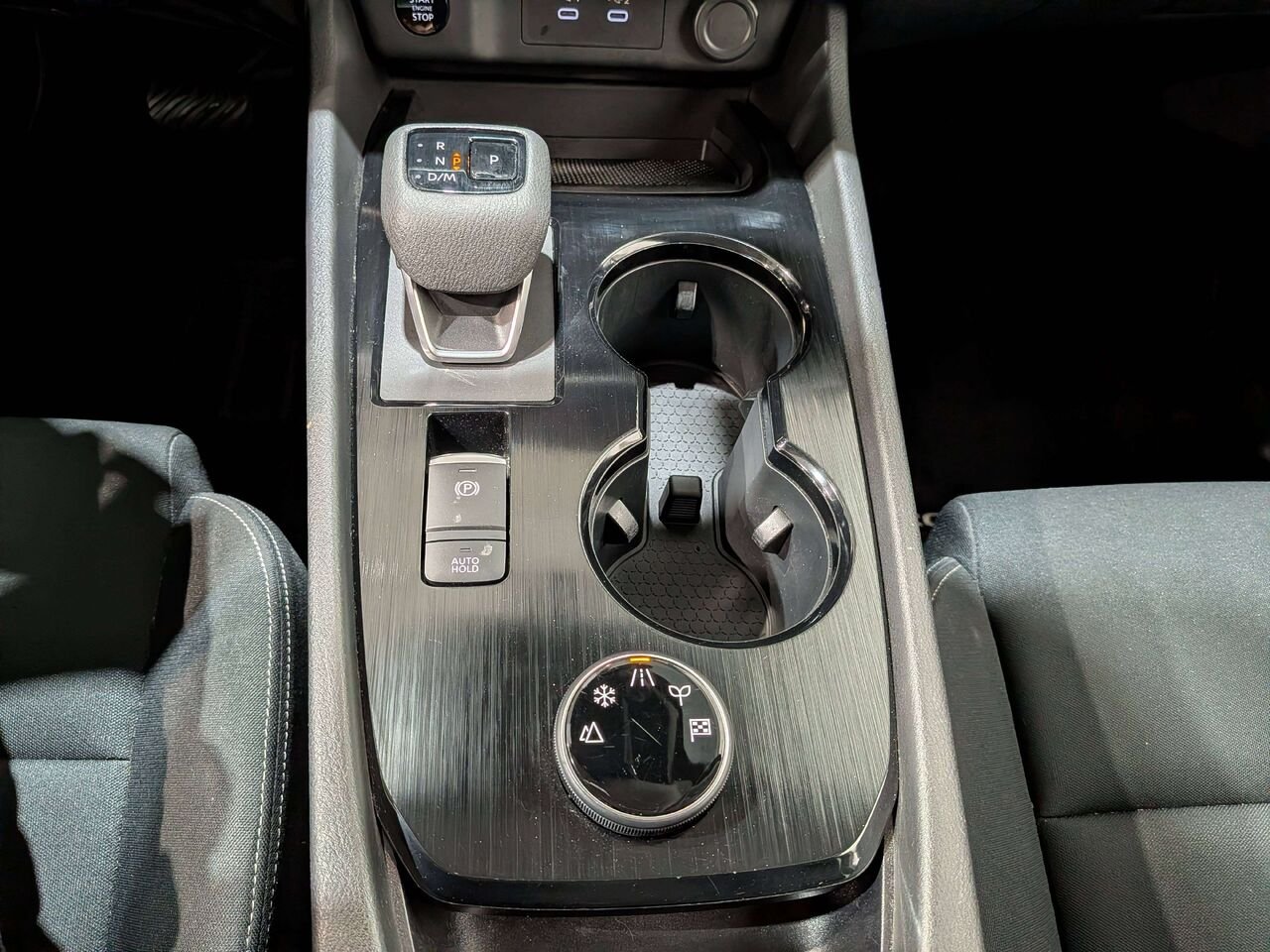 2024 Nissan Rogue AWD S White Val-David - photo #25