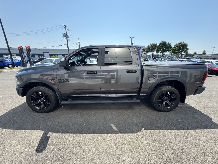 Ram 1500 Classic Warlock 4x4 boite de 5,7 pieds 2023 Gris
