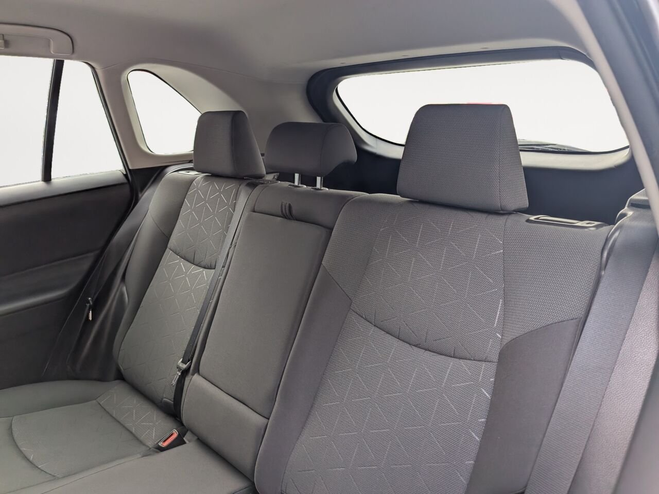 Toyota RAV4 LE/SIÈGES CHAUFFANTS/CAMÉRA DE RECUL/BLUETOOTH/AC/ 2021 Noir Sherbrooke - photo #7