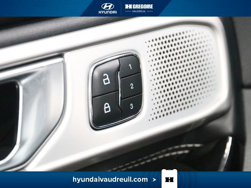 2021 Ford Explorer Red Laval - photo #16