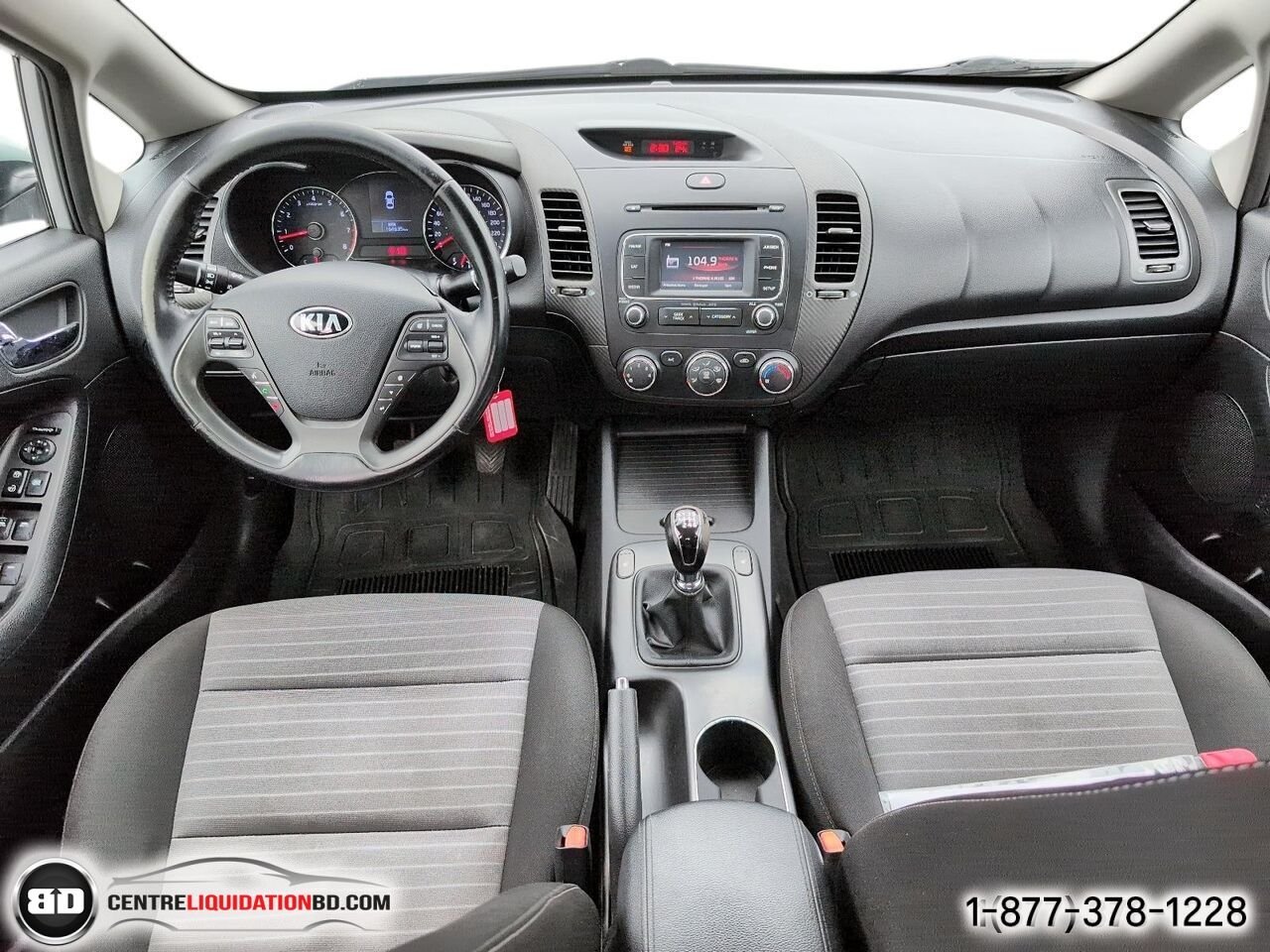 2015 Kia Forte Berline 4 portes, boîte manuelle, EX | BD0329 Silver Granby - photo #11