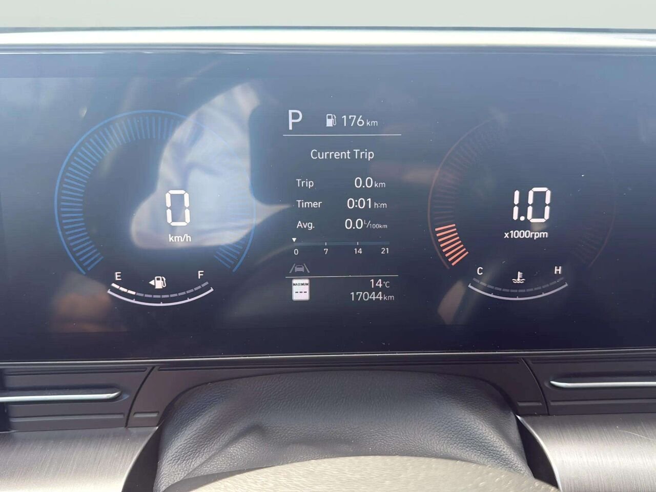 Hyundai Kona 2.0L Preferred TI 2026 Gris Gatineau - photo #8