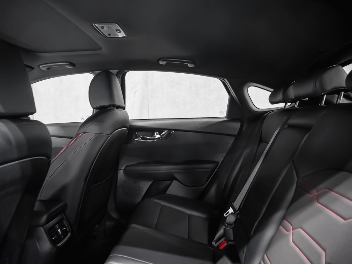 2023 Kia Forte5 GT Montreal - photo #17