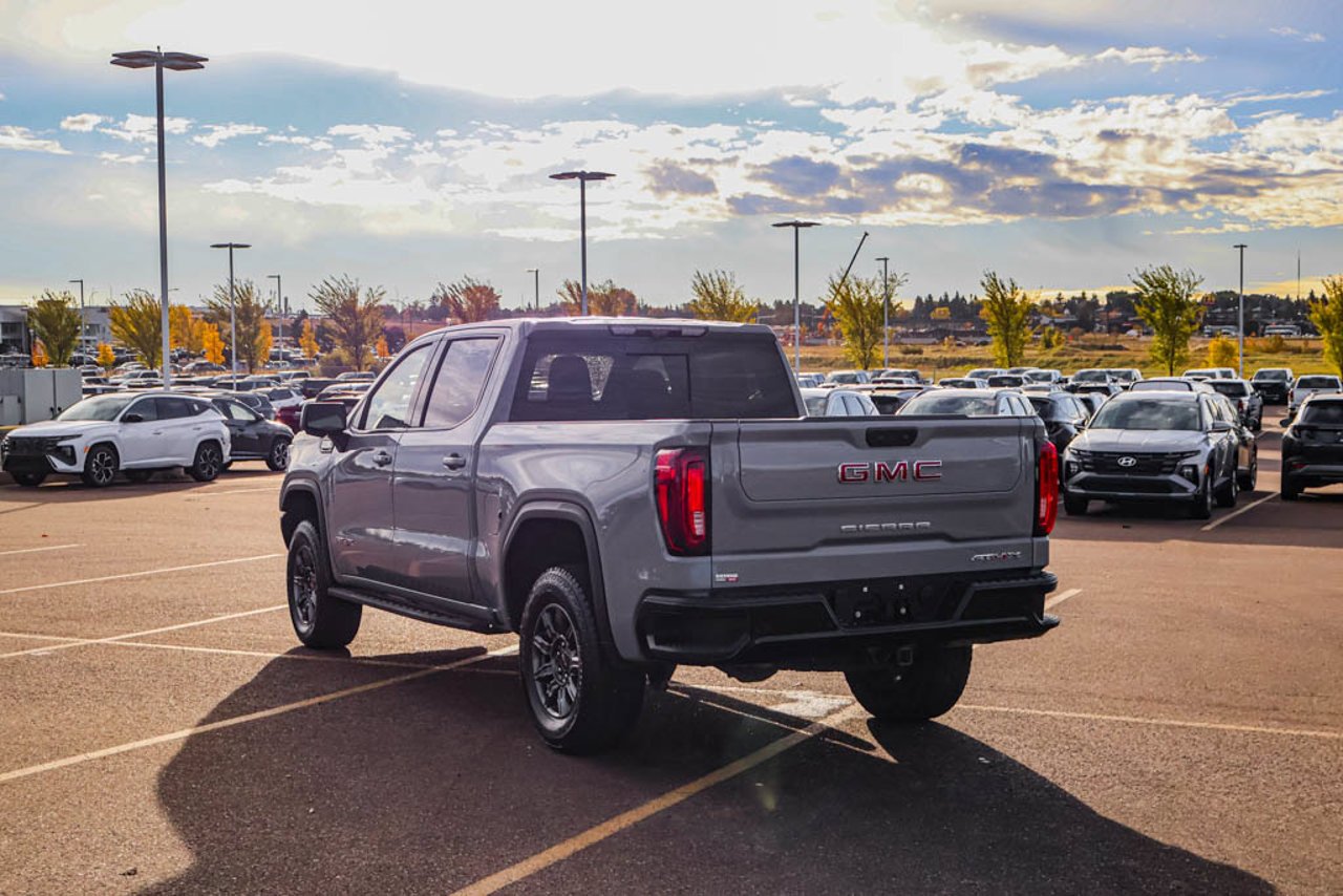 2024 GMC Sierra 1500 4WD Crew Cab 147 AT4X Grey Sherwood Park - photo #5
