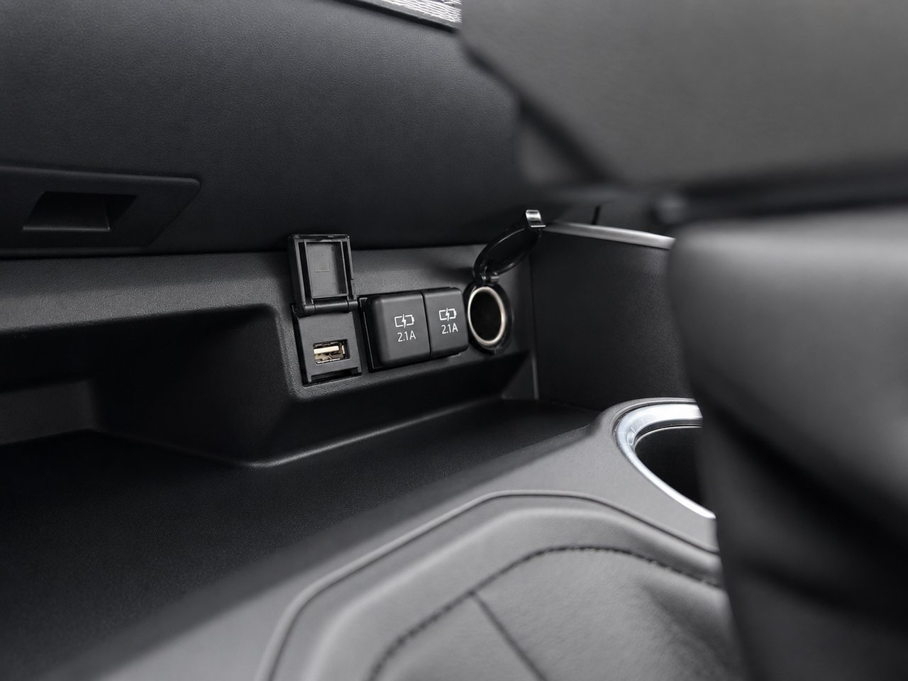 2020 TOYOTA HIGHLANDER L Grey Châteauguay - photo #11