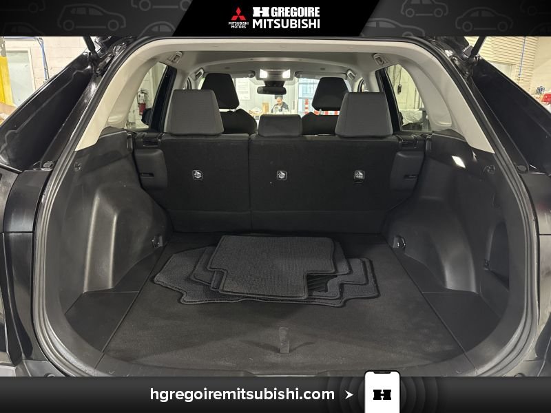 2024 Toyota Rav 4 Black Saint-Eustache - photo #29