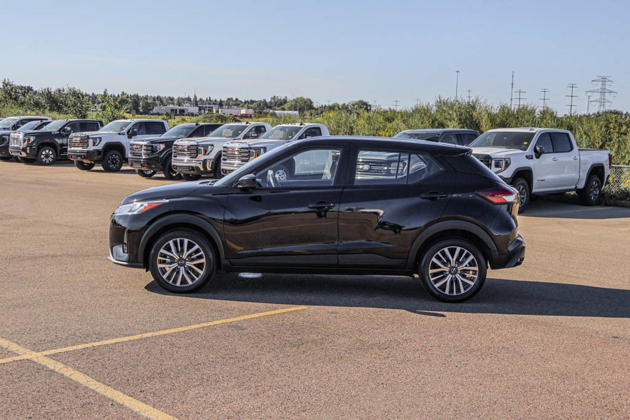 2024 Nissan Kicks SV FWD Black Sherwood Park - photo #13