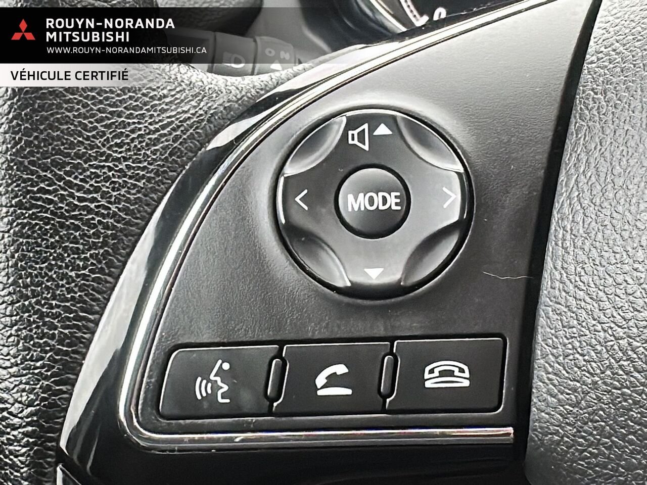 Mitsubishi RVR SEL AWC 2023 Noir Rouyn-Noranda - photo #14