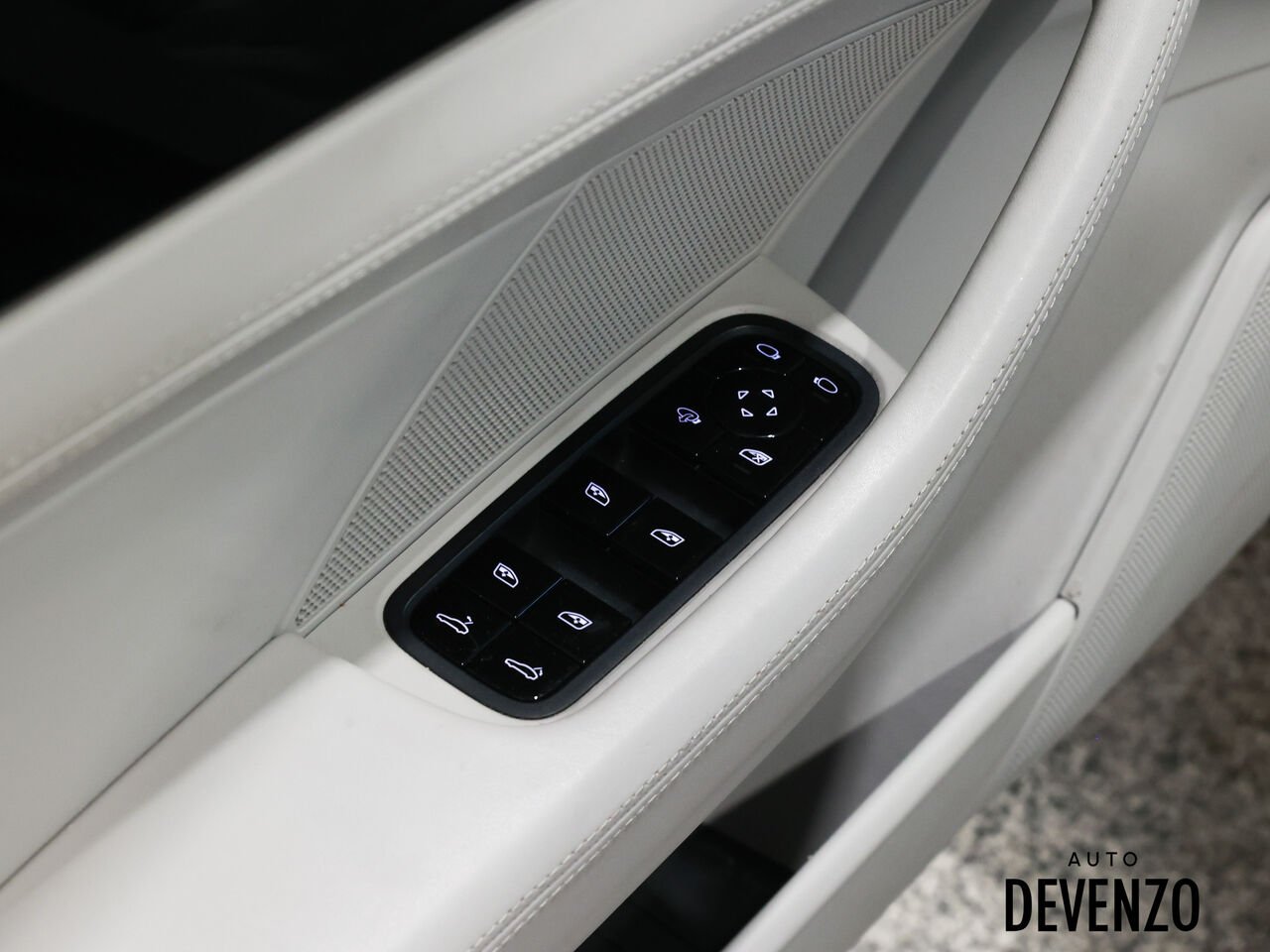 Porsche Panamera 2018 Gris Saint-Eustache - photo #11