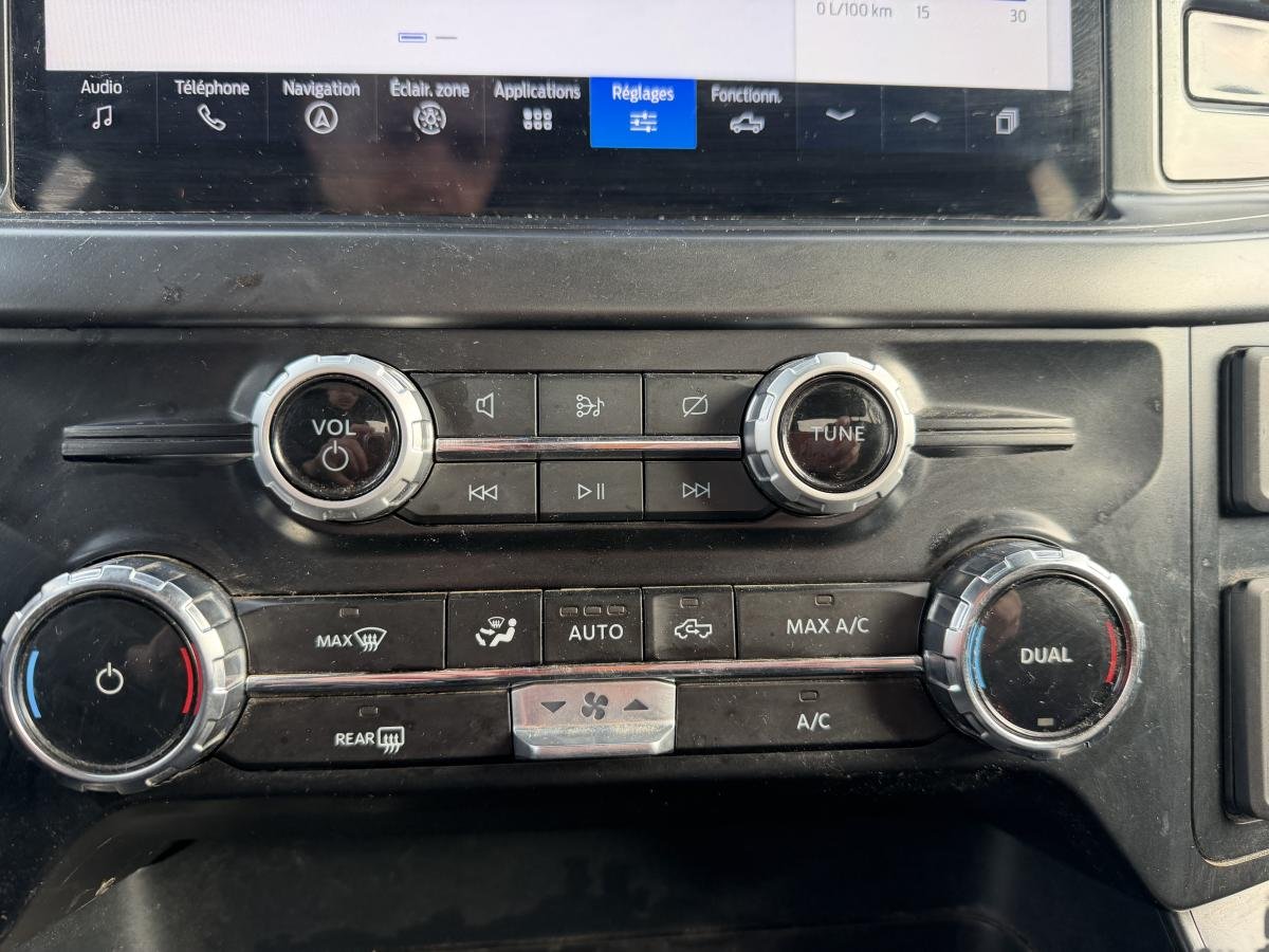2024 Ford F-150 Black  - photo #18