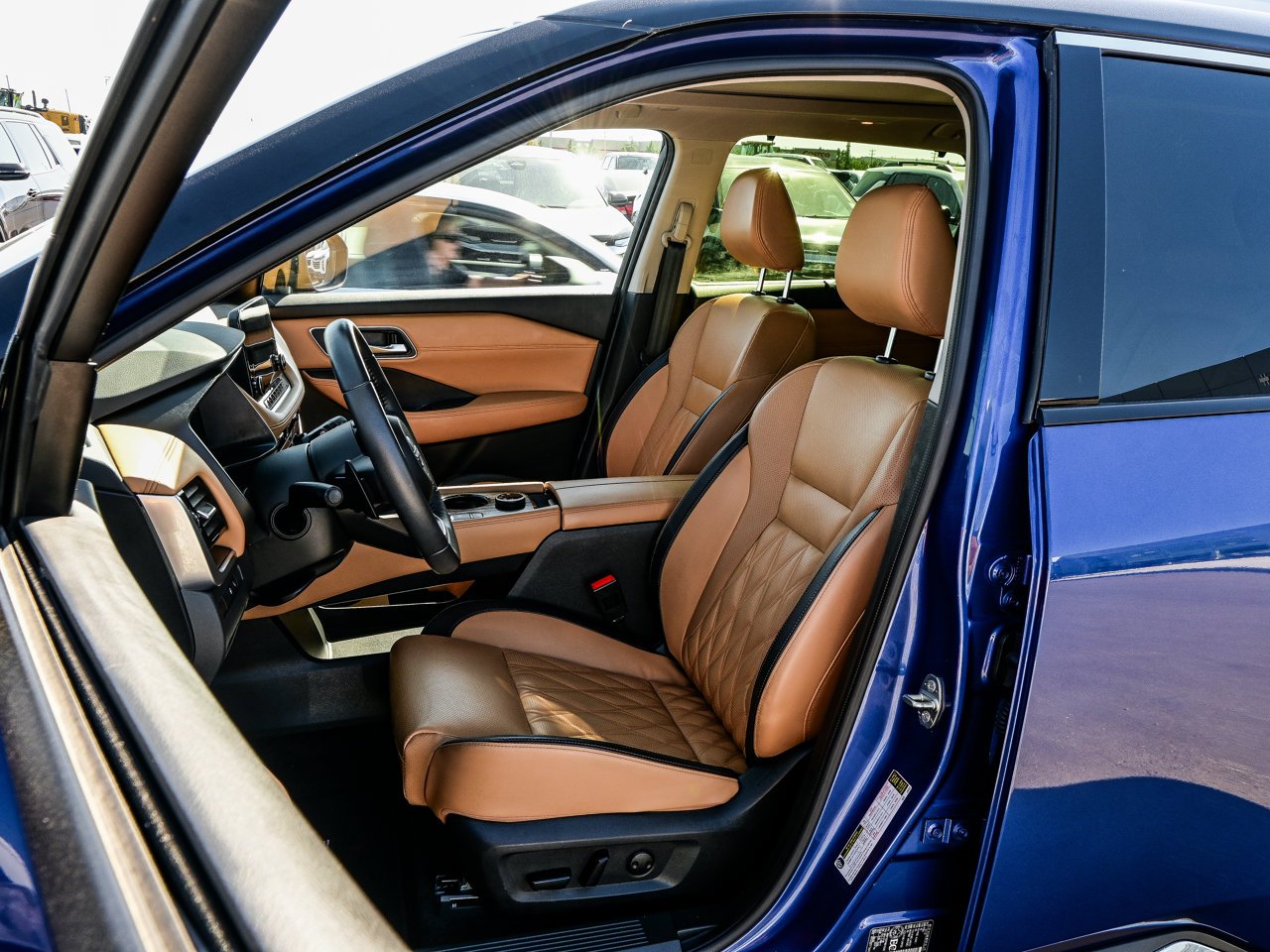 2023 Nissan Rogue AWD Platinum Blue Sherwood Park - photo #16