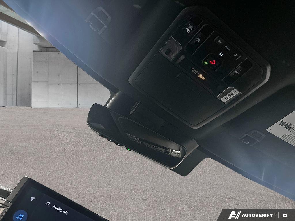 2025 Toyota Tundra S2500032 | Limited, former demo, loaded with accessories! Silver Edmonton - photo #20