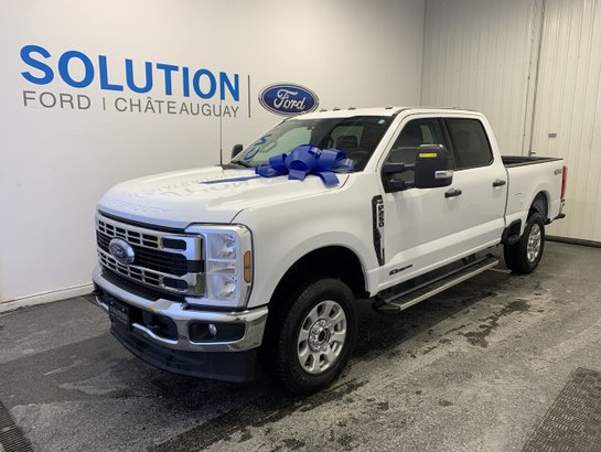 Ford Super Duty F-250 SRW XLT F250 SRW XLT CREW CAB 2024 Blanc