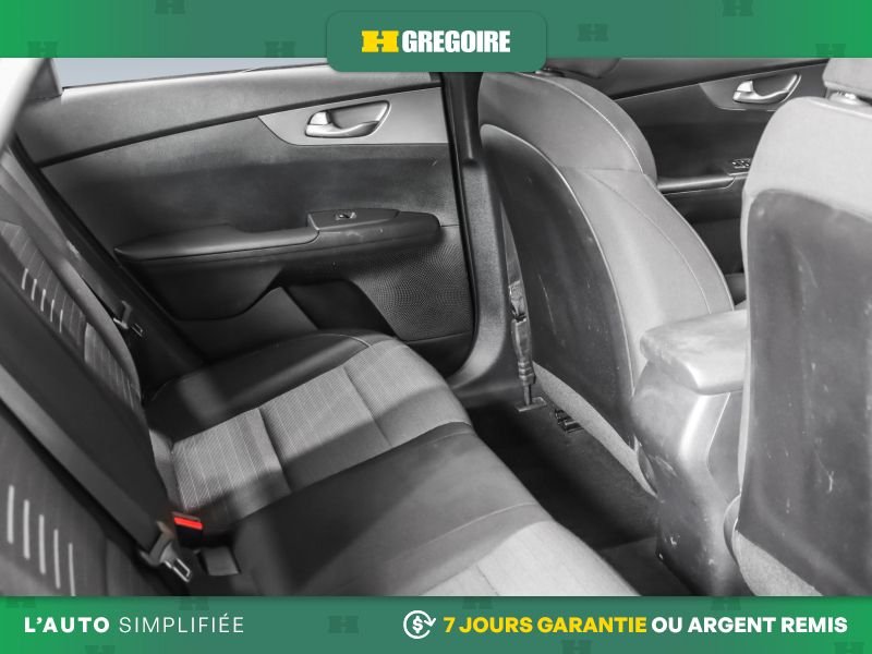 Kia Forte 2019 Noir Blainville - photo #25