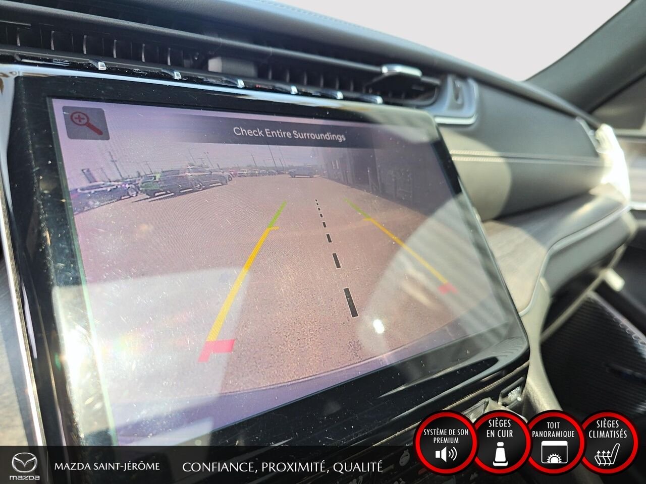 Jeep Grand Cherokee Overland | CUIR NAPPA | TOIT COMMANDVIEW 2 RANGÉES | SIÈGES VENTILÉS | 4X4 2023 Noir Saint-Jérôme - photo #19