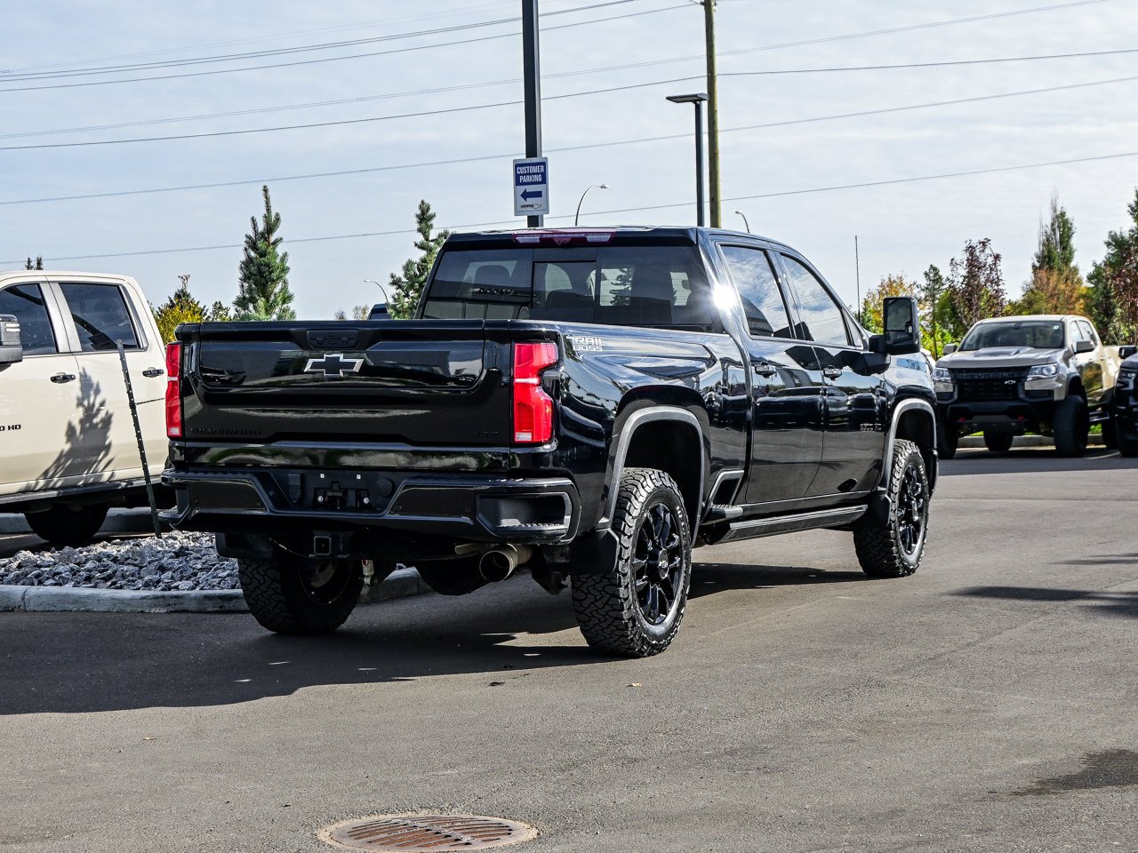 2025 Chevrolet Silverado 3500HD 4WD Crew Cab 159 LTZ Black Sherwood Park - photo #12