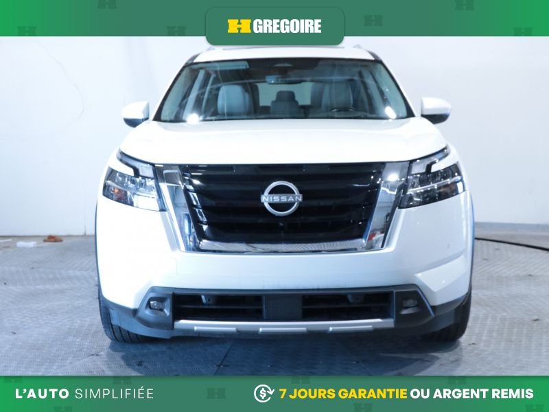Nissan Pathfinder SL 4WD AUTO AC CUIR TOIT NAV MAGS CAM RECULE 2024 Blanc