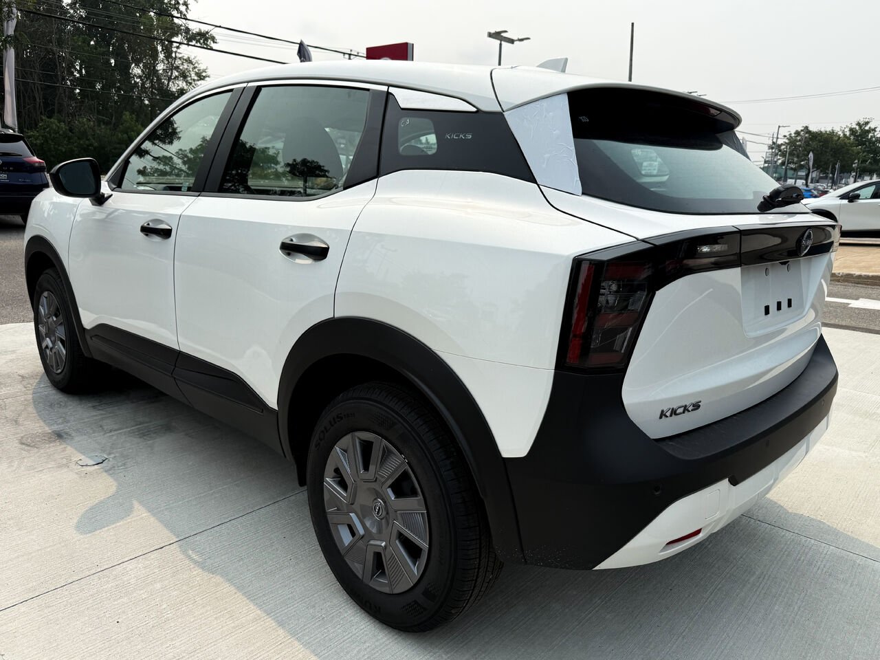 2025 Nissan Kicks KICKS S FWD Aspen White TriCoat Châteauguay - photo #7