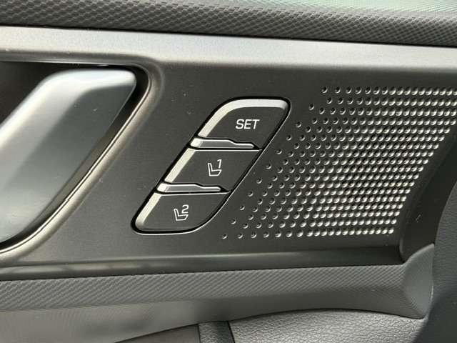2020 Hyundai IONIQ White Saint-Basile-le-Grand - photo #16