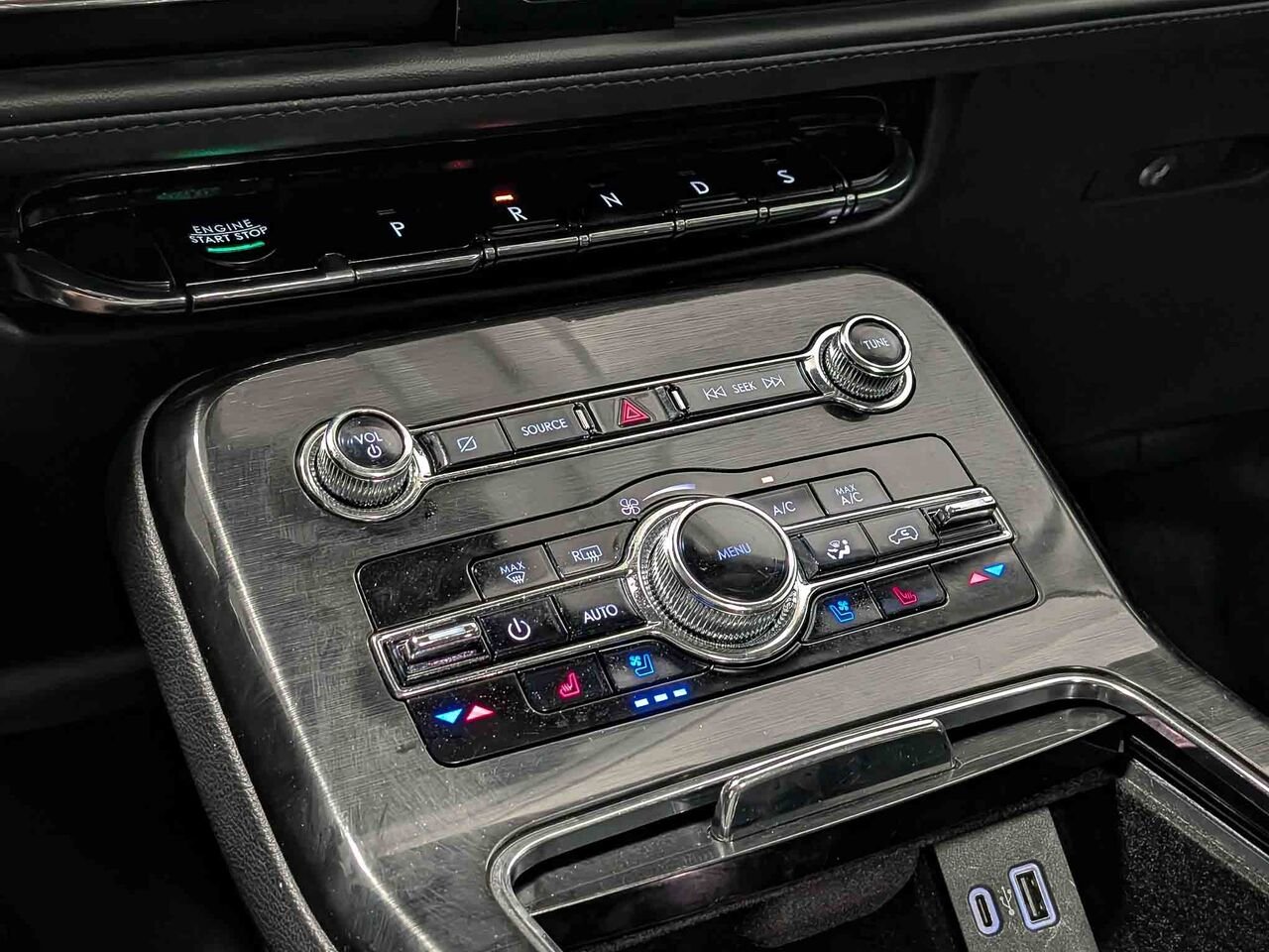 Lincoln NAUTILUS Reserve AWD Toit Ouvrant Bas Kilométrage 2023 Gris Sherbrooke - photo #18