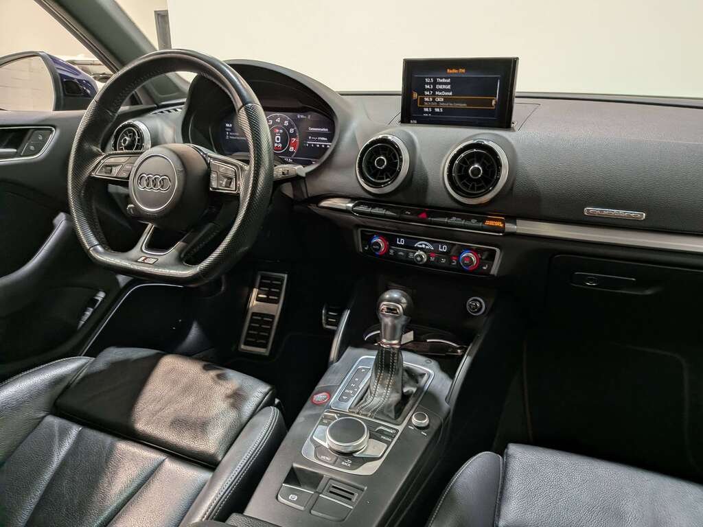 Audi S3 Sedan 2.0 TFSI quattro Technik S tronic 2018 Bleu Val-David - photo #18