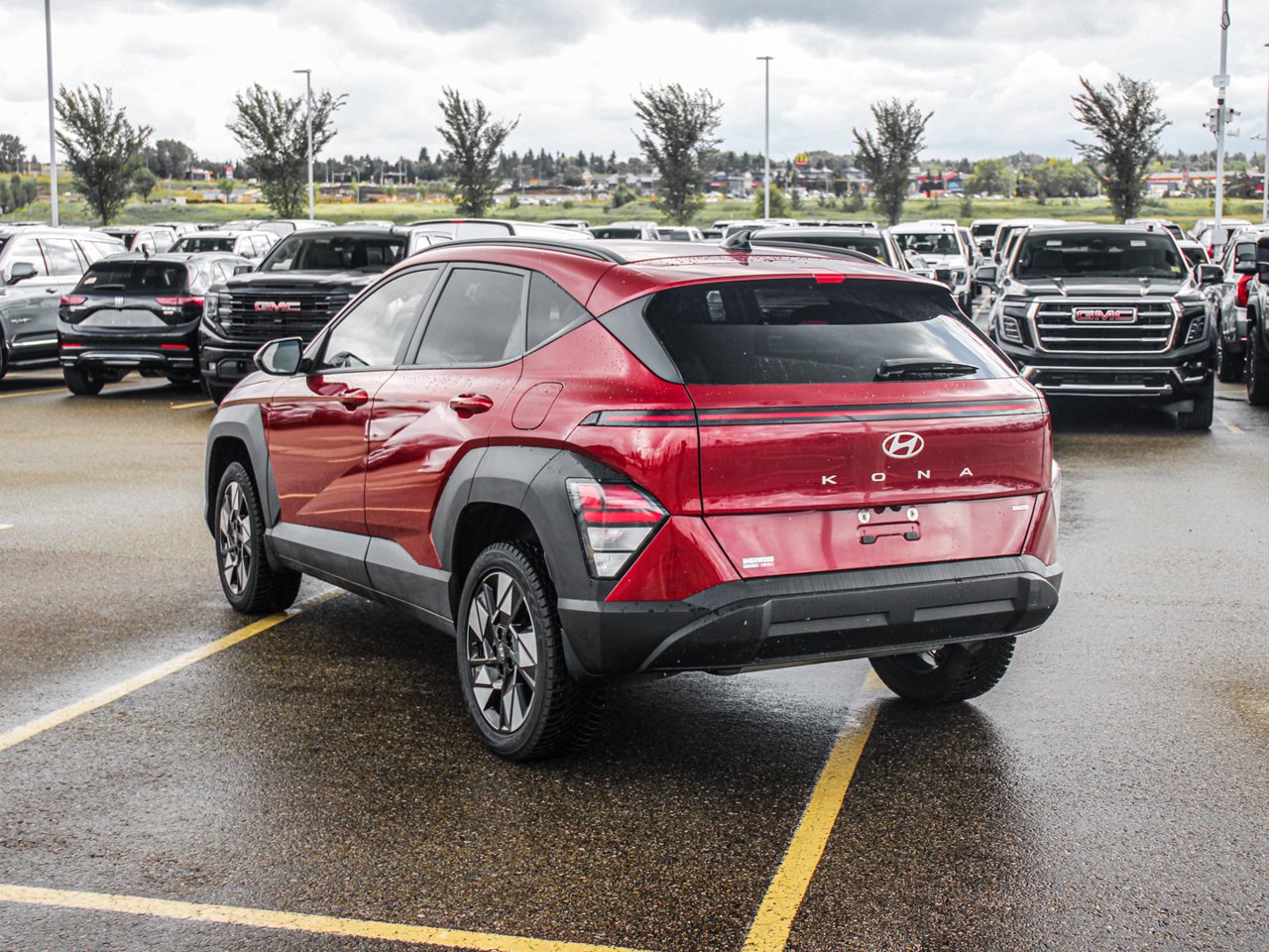 2024 Hyundai Kona 2.0L Preferred AWD Red Sherwood Park - photo #5