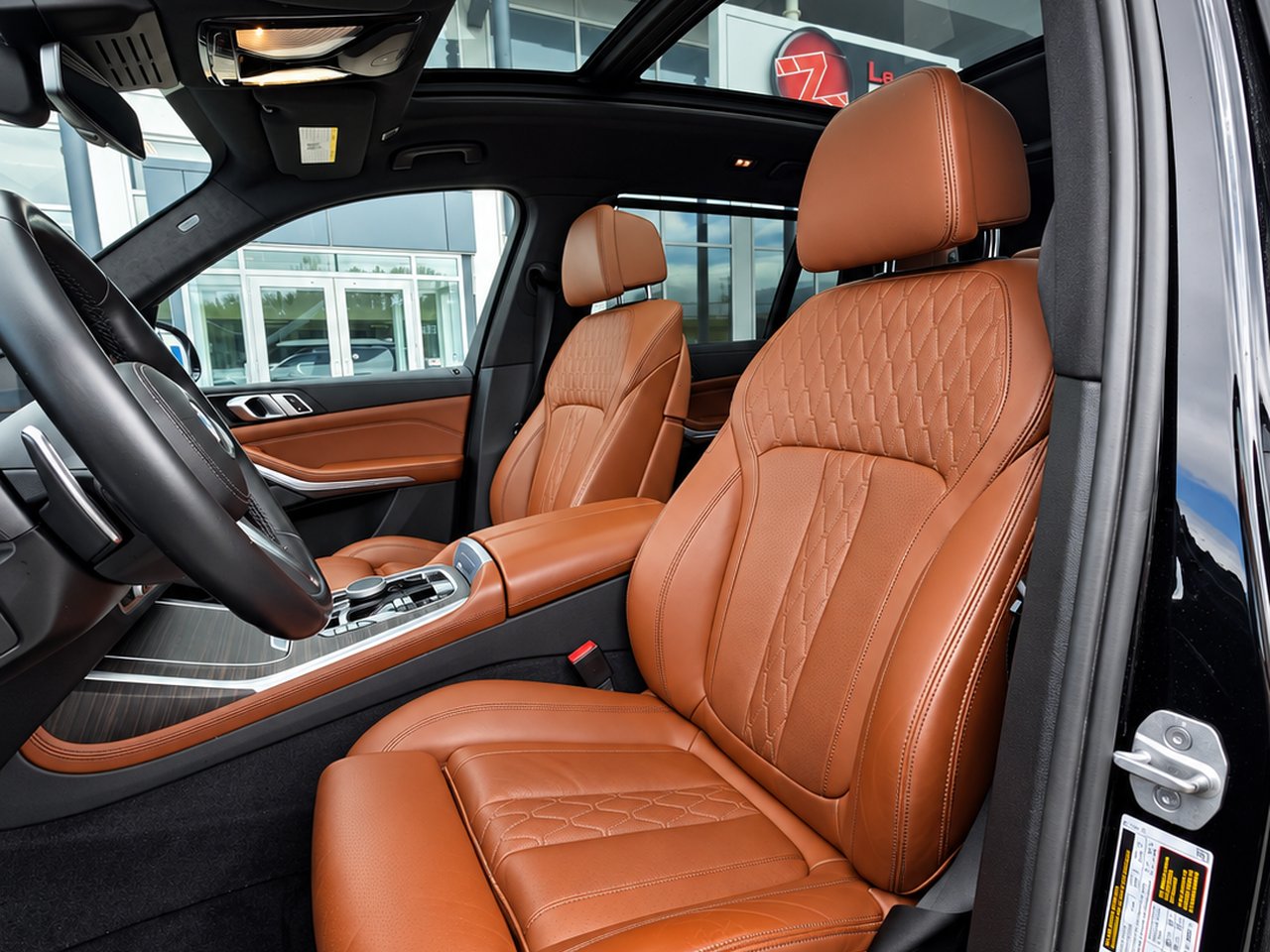 BMW X7 40i xDrive 2023 Noir Granby - photo #10